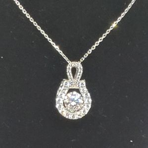 GORGEOUS *HOST PICK* SILVER "DANCING" GEM NECKLACE